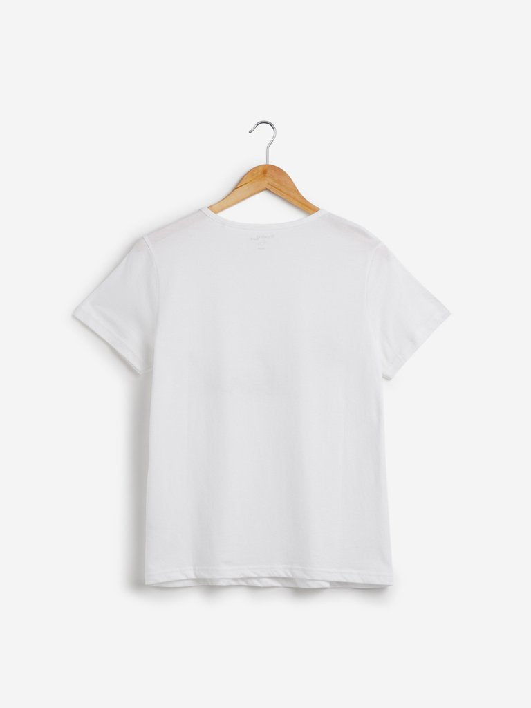 Wunderlove White Text Print T-Shirt