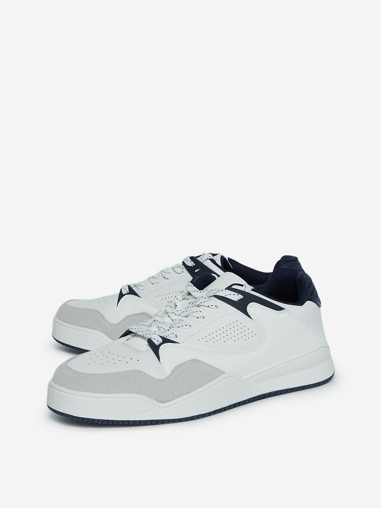 SOLEPLAY White Sneakers