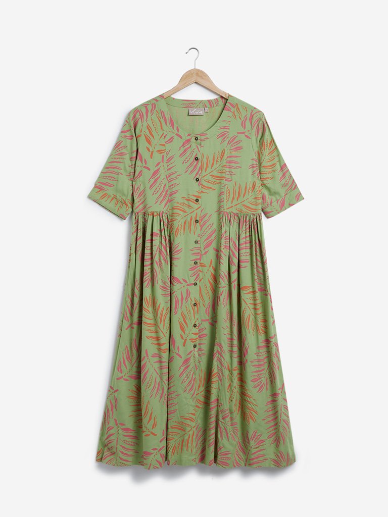 Utsa Soft Green Leaf Print Fit-And-Flare Kurta