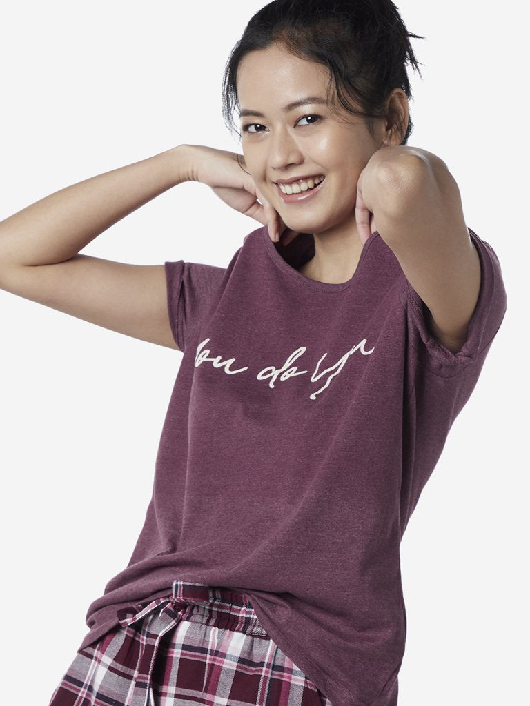 Wunderlove Maroon Text Design T-Shirt