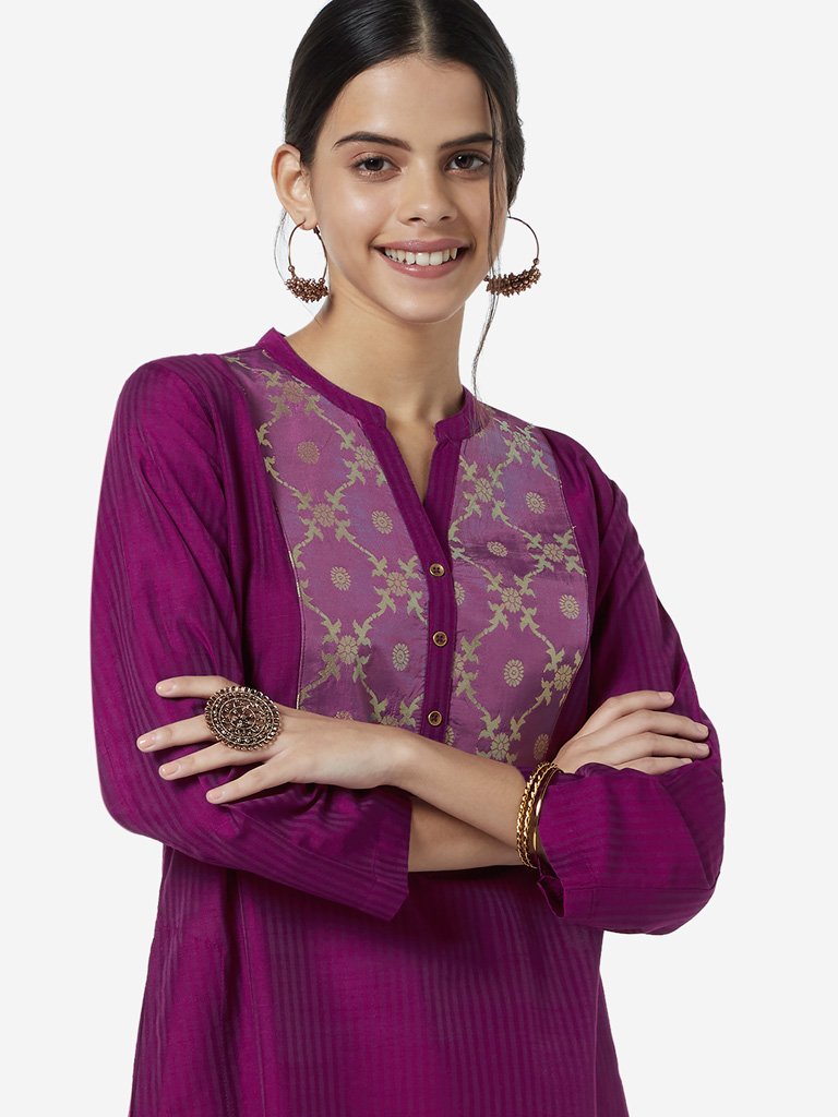 Utsa Magenta Printed A-line Kurta