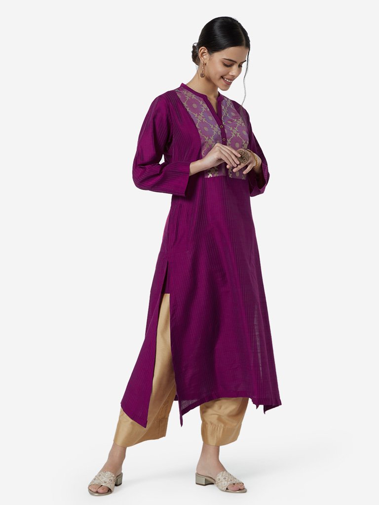Utsa Magenta Printed A-line Kurta
