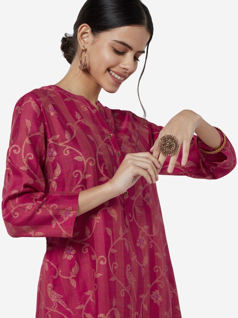 Utsa Pink Floral Patterned A-line Kurta