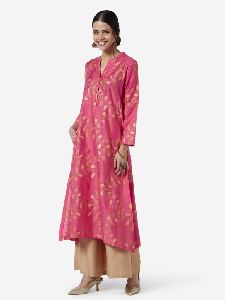 Utsa Pink Leaf Printed A-line Kurta
